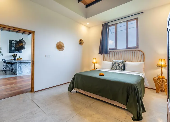 Wuizy By Dreamawaybali Seminyak (Bali)